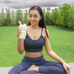 Białko 80% PEA PROTEIN 700g BIAŁKO Z GROCHU WEGAŃSKIE VEGE